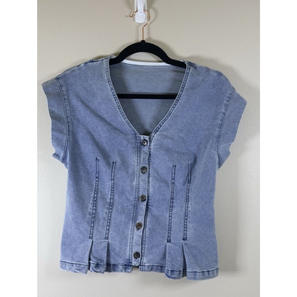 Womens Blue Solid Denim V-Neck Button Front Short Sleeve Blouse - M